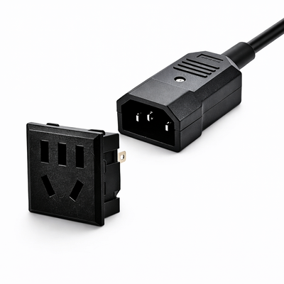 IEC 60320 Enchufe de corriente alterna 10A 1500V montado en panel para sistemas UPS